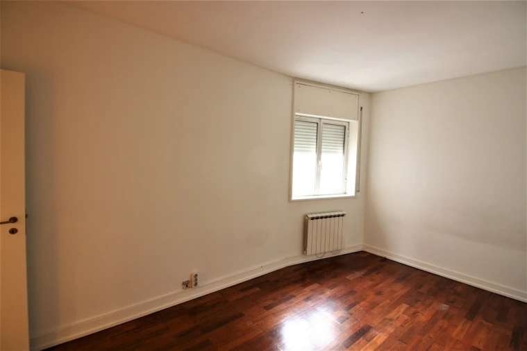 Apartamento T3 para Arrendamento em Vila Nova de Famalicão e Calendário Foto 16