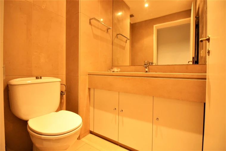 Apartamento T3 para Arrendamento em Vila Nova de Famalicão e Calendário Foto 17