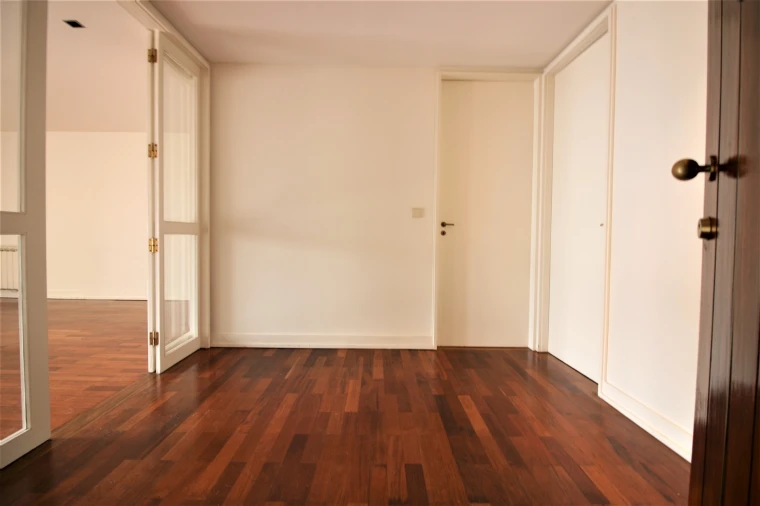 Apartamento T3 para Arrendamento em Vila Nova de Famalicão e Calendário Foto 3