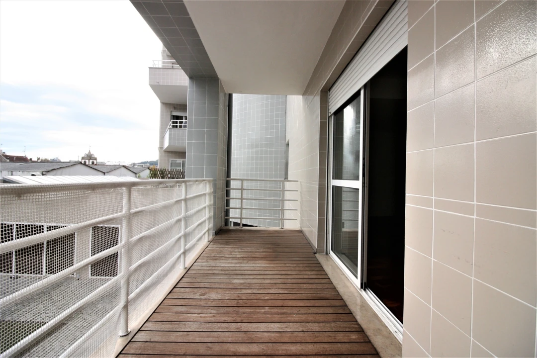 Apartamento T3 para Arrendamento em Vila Nova de Famalicão e Calendário Foto 6