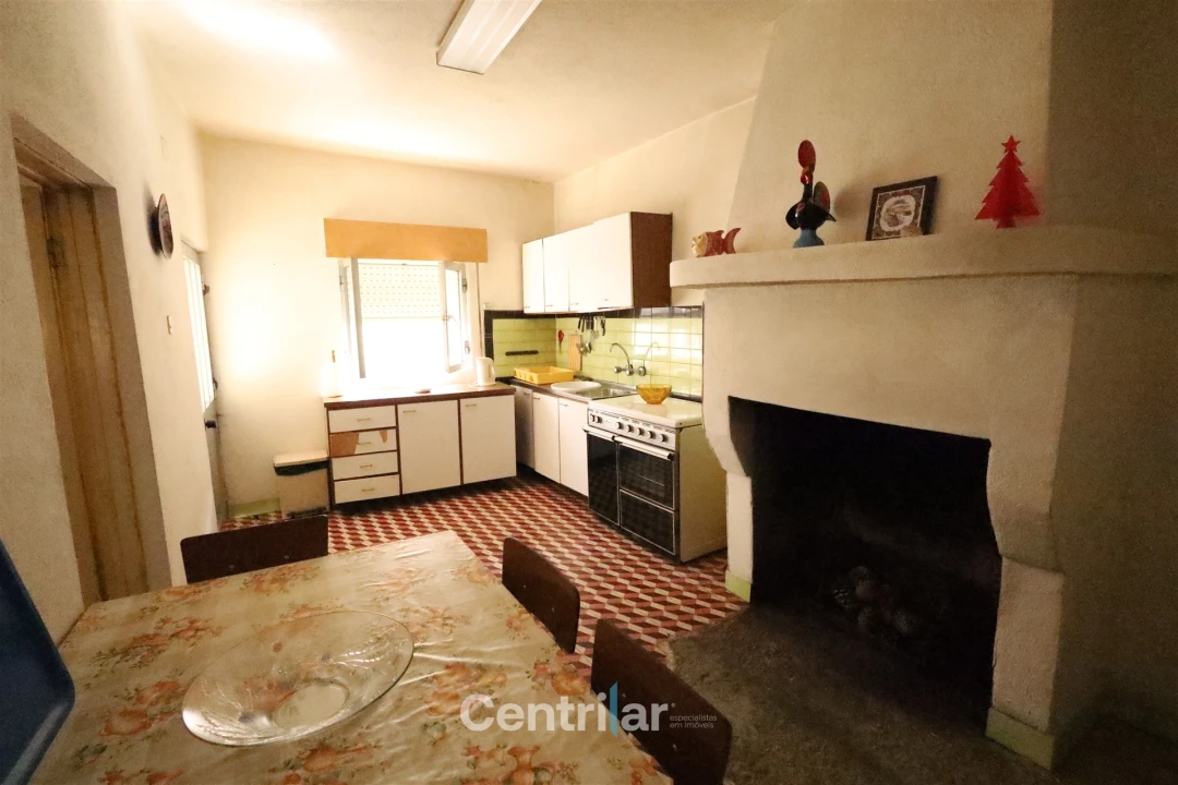 Moradia T3 para Venda em Real Foto 9