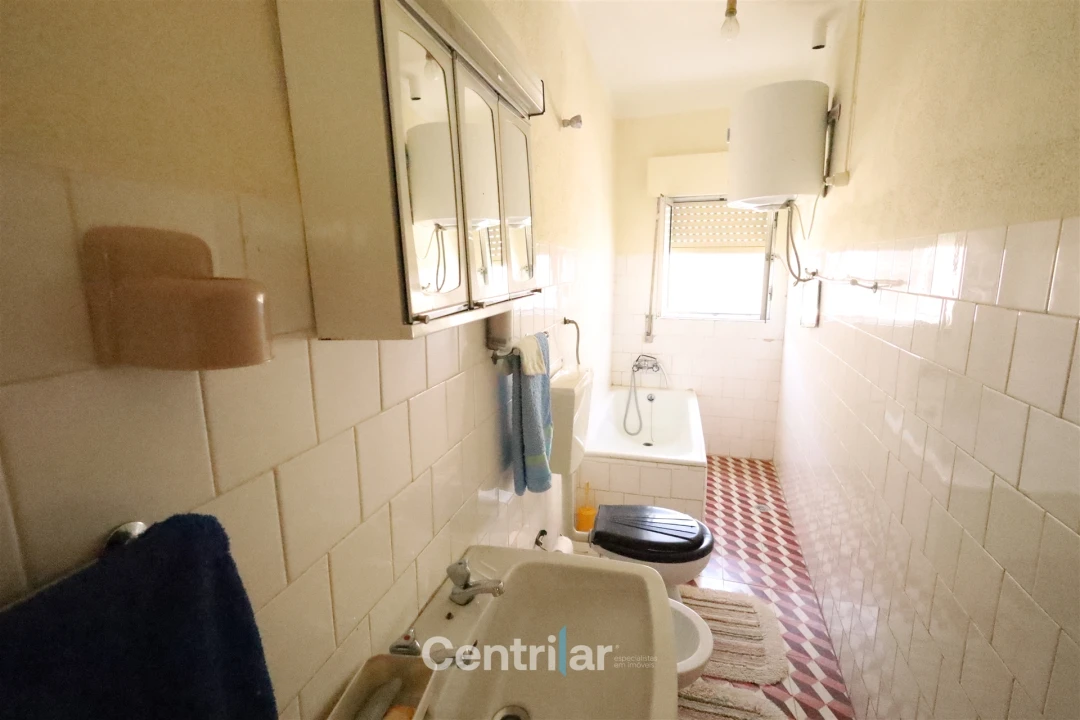 Moradia T3 para Venda em Real Foto 7