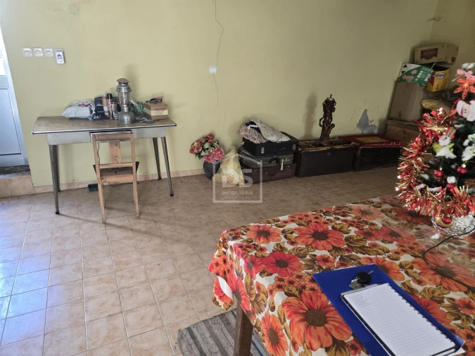 Moradia T0 para Venda em Queiriga Foto 26