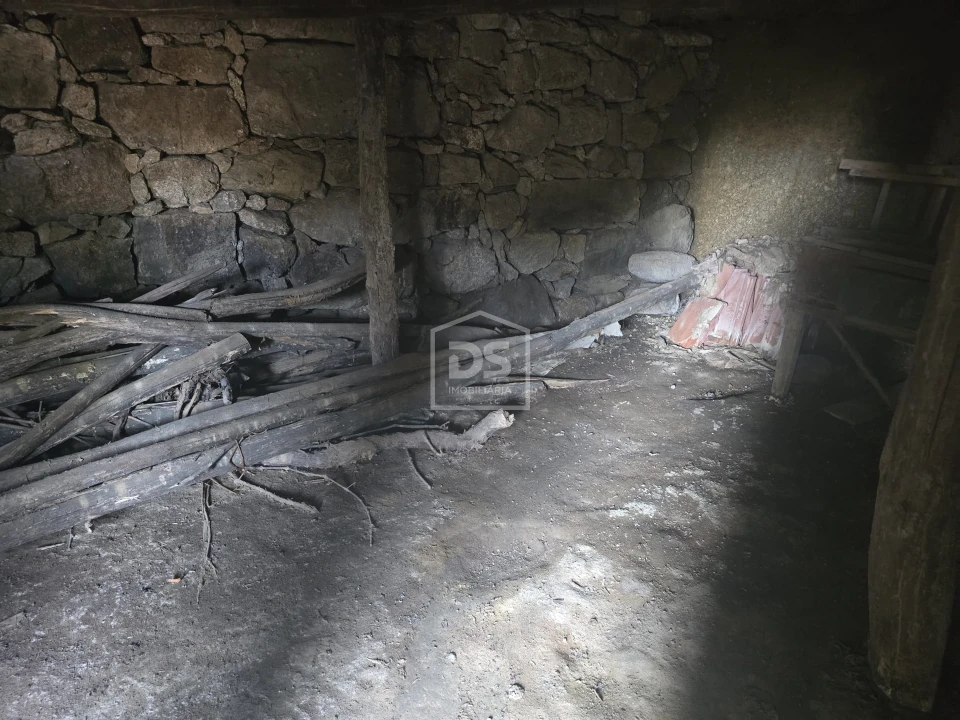 Moradia T0 para Venda em Moledo Foto 16