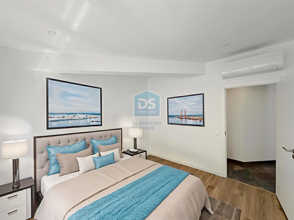 Apartamento T3 para Venda em Quarteira Foto 6