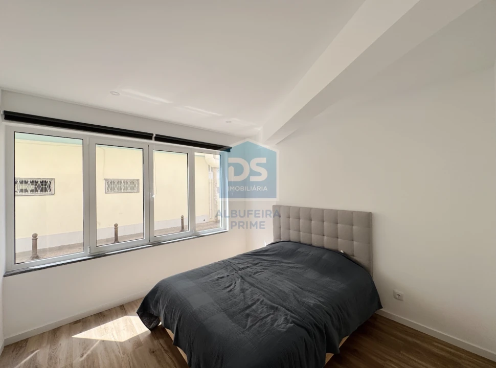 Apartamento T3 para Venda em Quarteira Foto 27