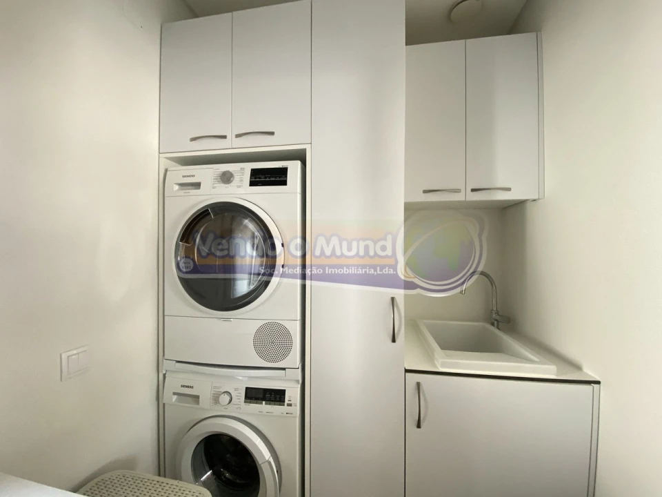 Moradia T4 para Venda em Samora Correia Foto 9