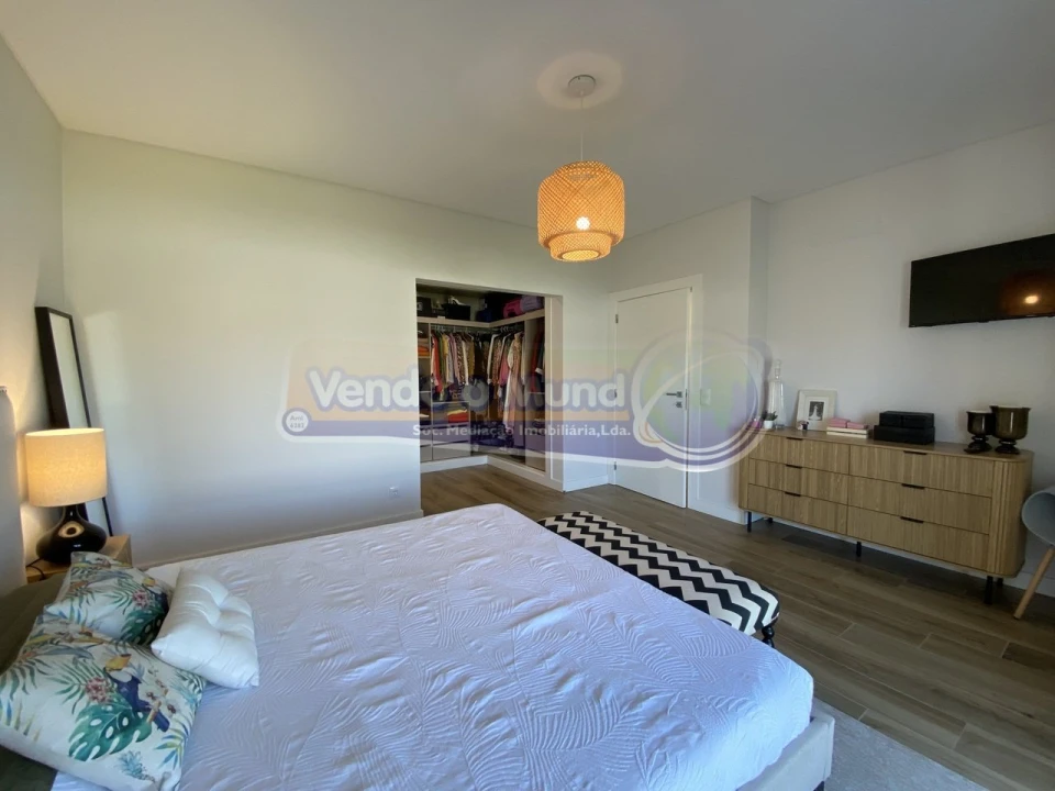 Moradia T4 para Venda em Samora Correia Foto 15