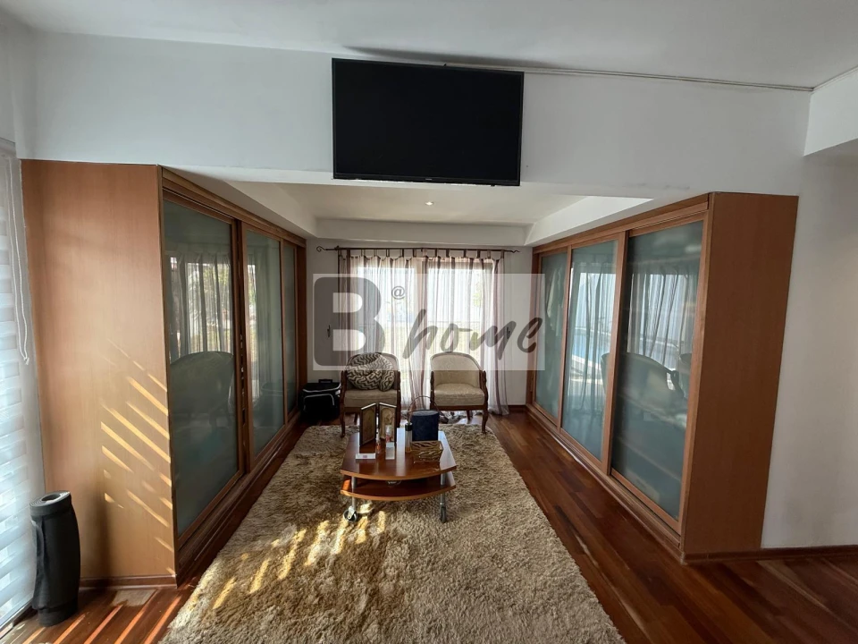 Moradia T4 para Venda em Charneca de Caparica e Sobreda Foto 16