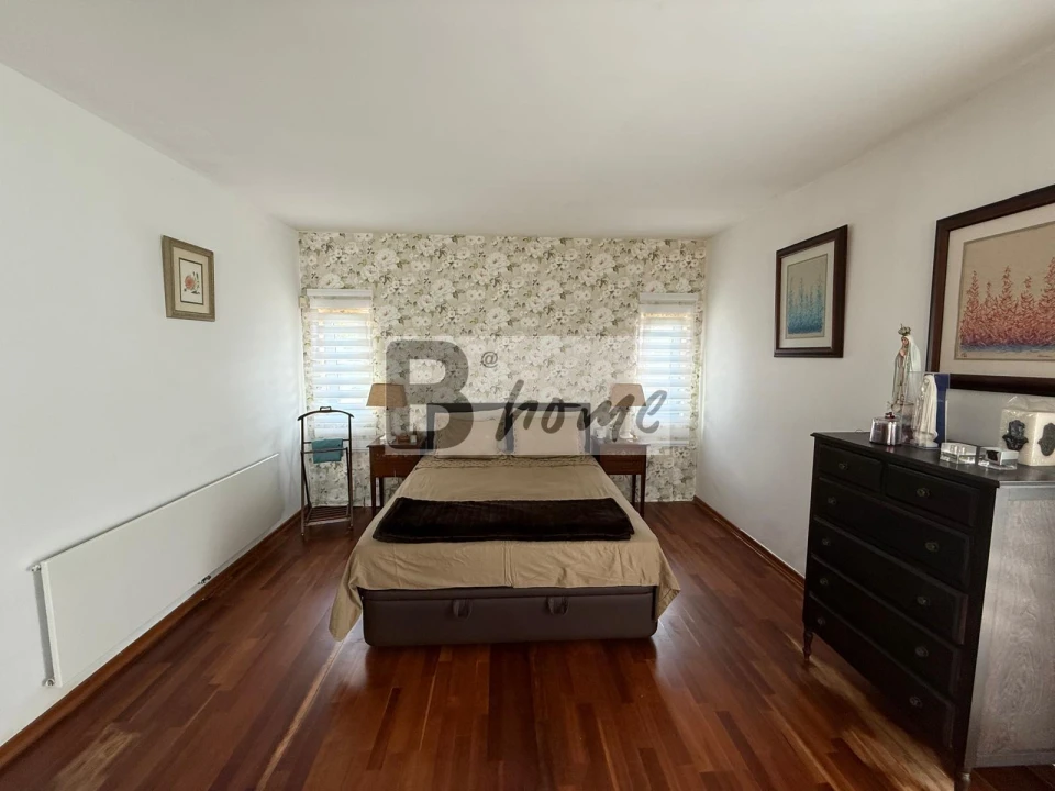 Moradia T4 para Venda em Charneca de Caparica e Sobreda Foto 14