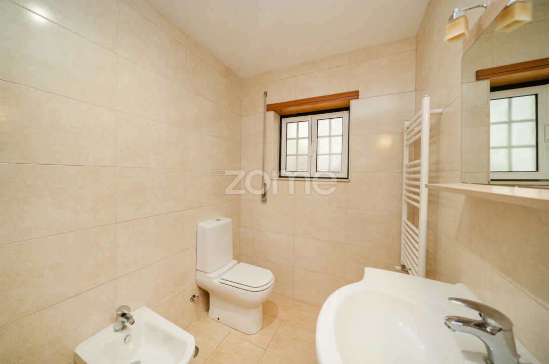 Moradia T3 para Venda em Nogueira Foto 12