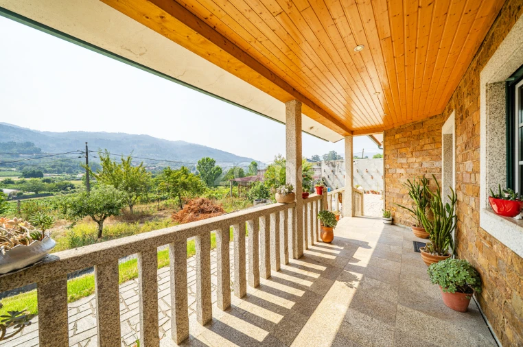 Moradia T3 para Venda em Nogueira Foto 4