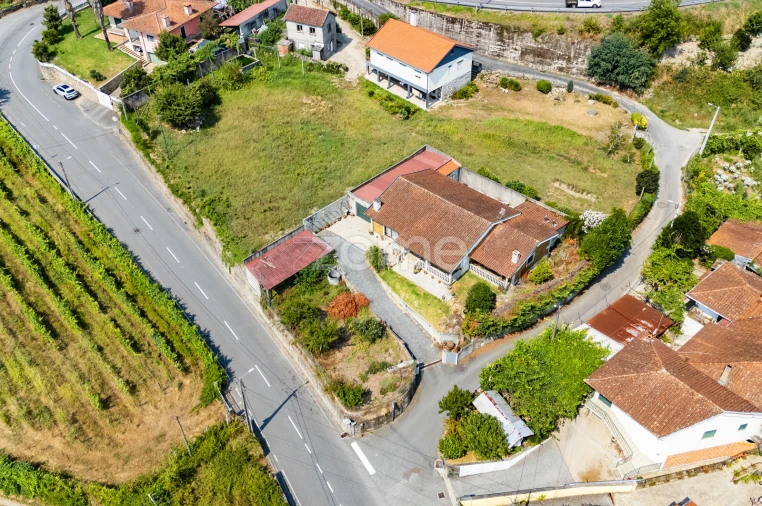 Moradia T3 para Venda em Nogueira Foto 35