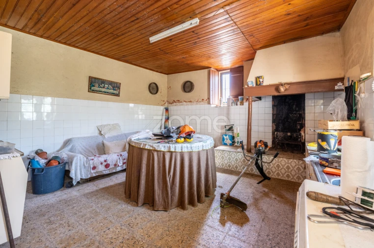 Quinta T4 para Venda em Juncal Foto 65