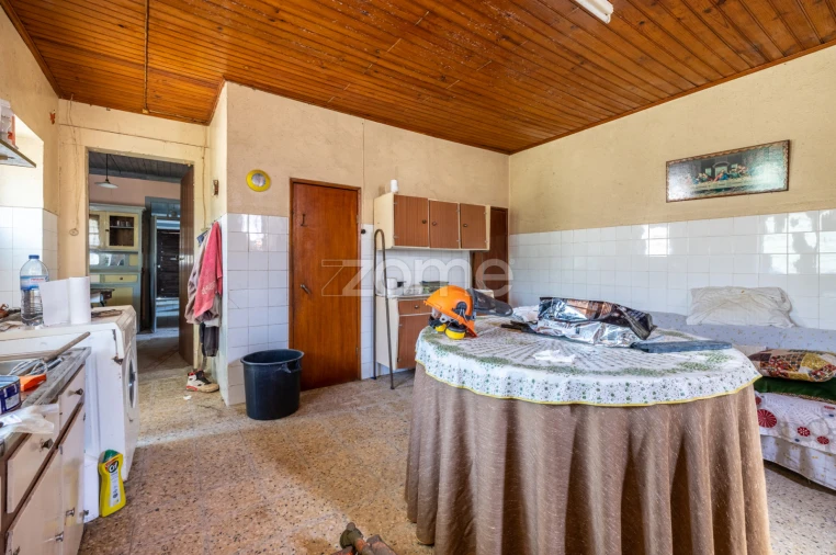 Quinta T4 para Venda em Juncal Foto 58