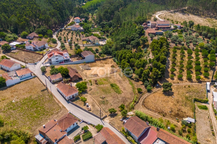 Quinta T4 para Venda em Juncal Foto 18