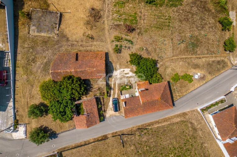 Quinta T4 para Venda em Juncal Foto 15