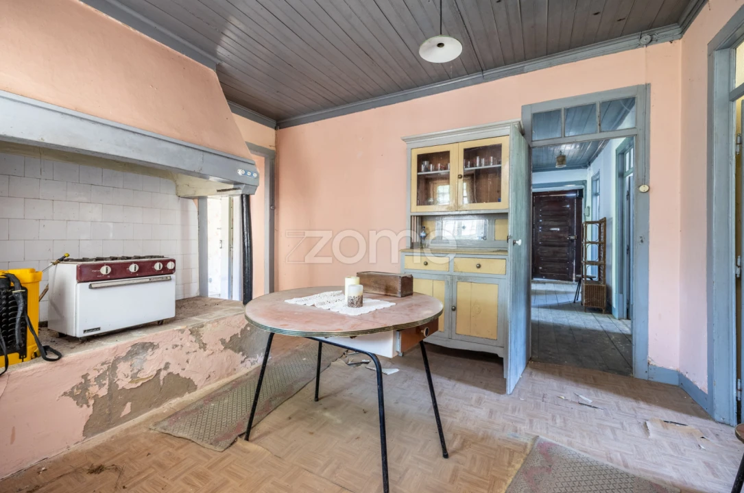 Quinta T4 para Venda em Juncal Foto 59