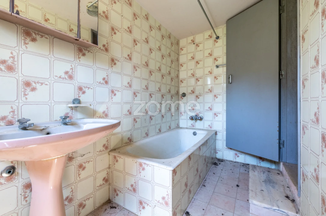 Quinta T4 para Venda em Juncal Foto 53