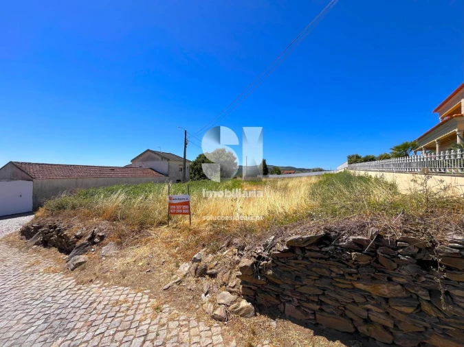 Terreno para Venda em Sabrosa Foto 2