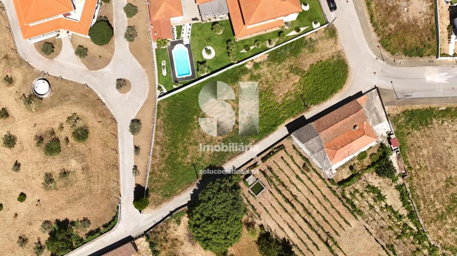 Terreno para Venda em Sabrosa Foto 10