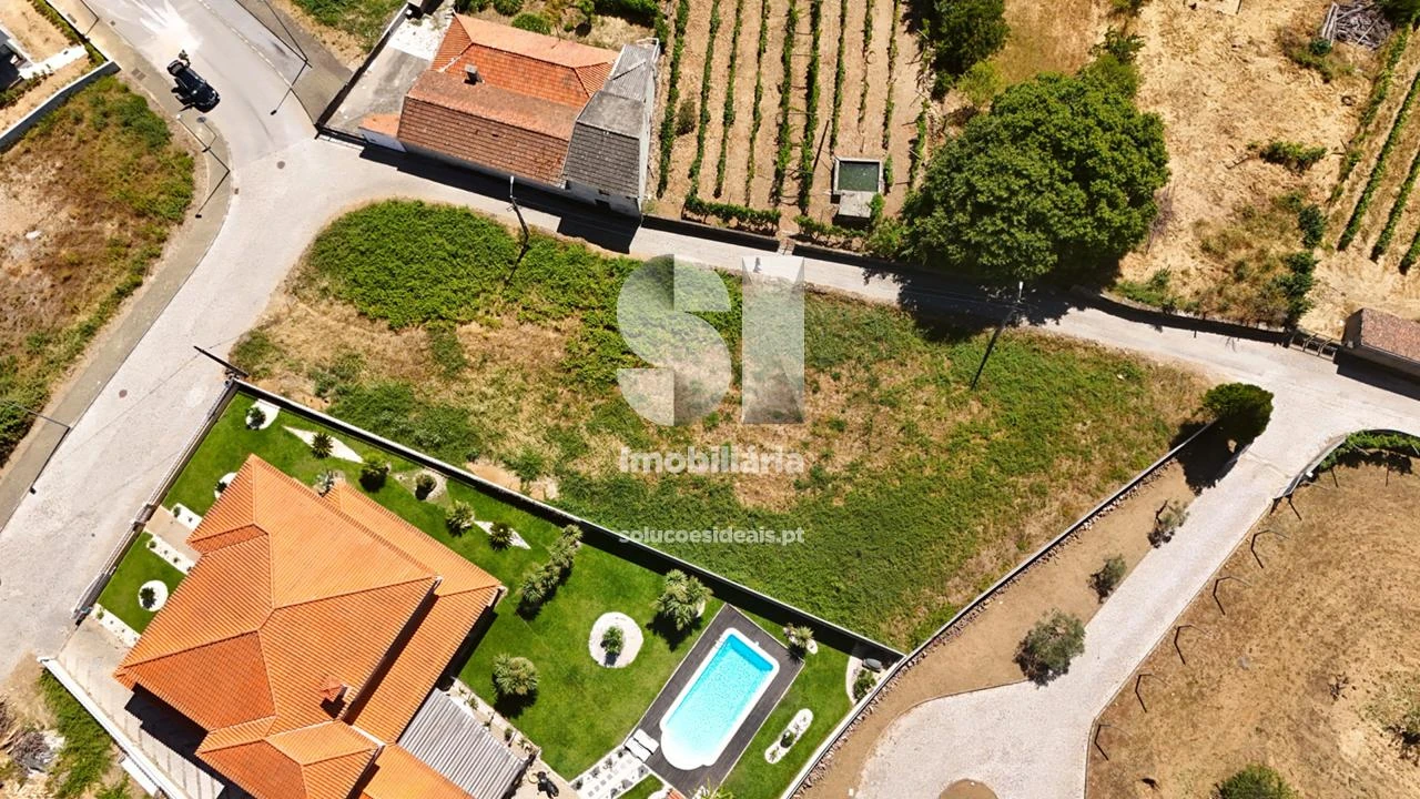 Terreno para Venda em Sabrosa Foto 9