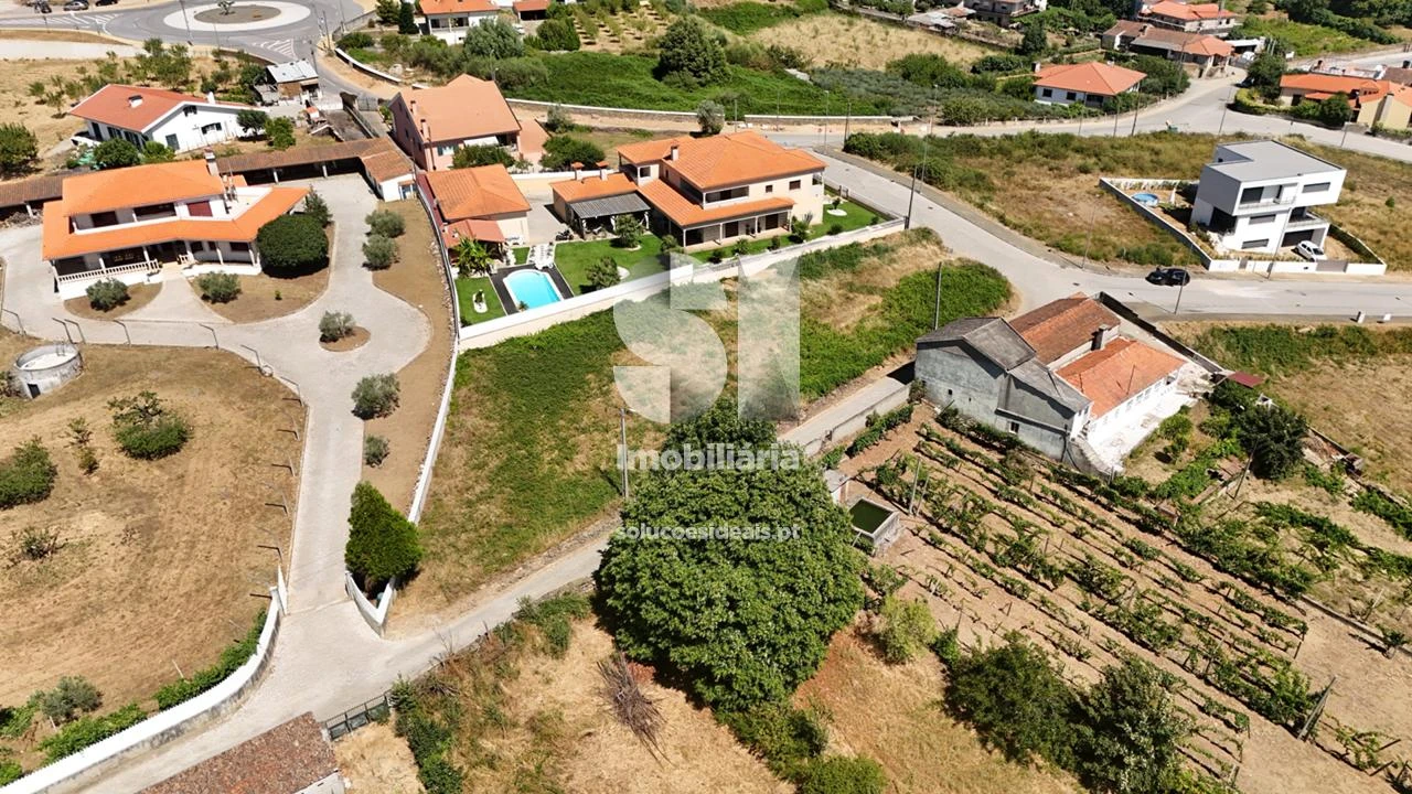 Terreno para Venda em Sabrosa Foto 12