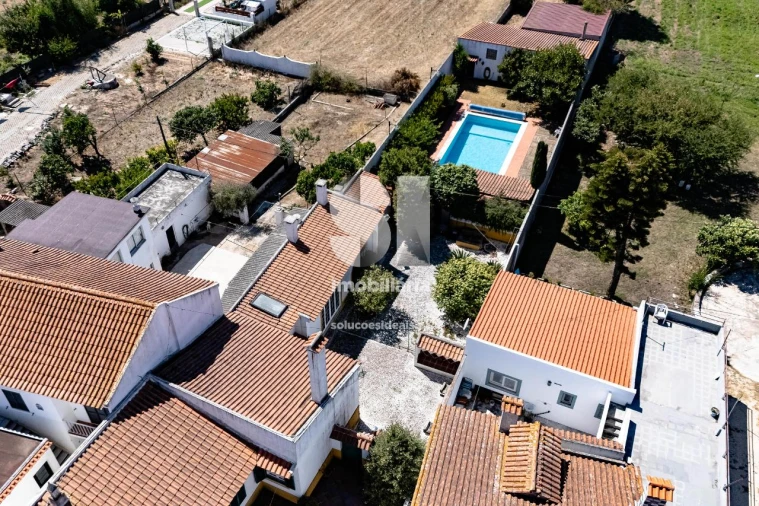 Moradia T4 para Venda em Alfeizerão Foto 3