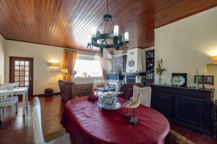 Moradia T4 para Venda em Alfeizerão Foto 9