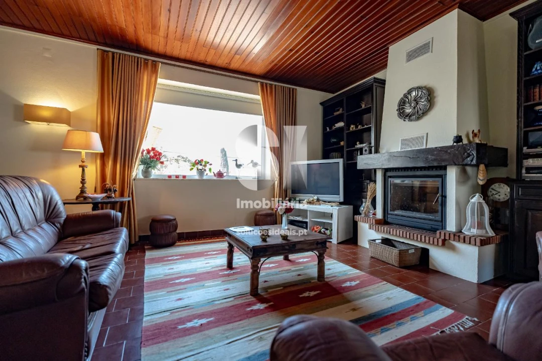 Moradia T4 para Venda em Alfeizerão Foto 11