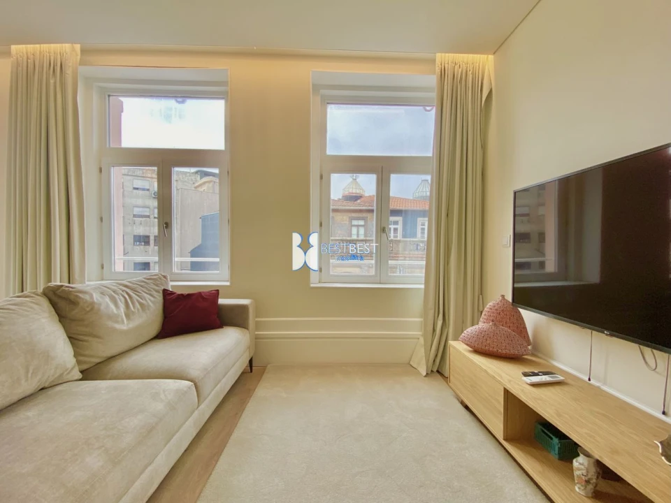 Apartamento T0 para Venda em Cedofeita, Santo Ildefonso, Sé, Miragaia, São Nicolau e Vitória Foto 1