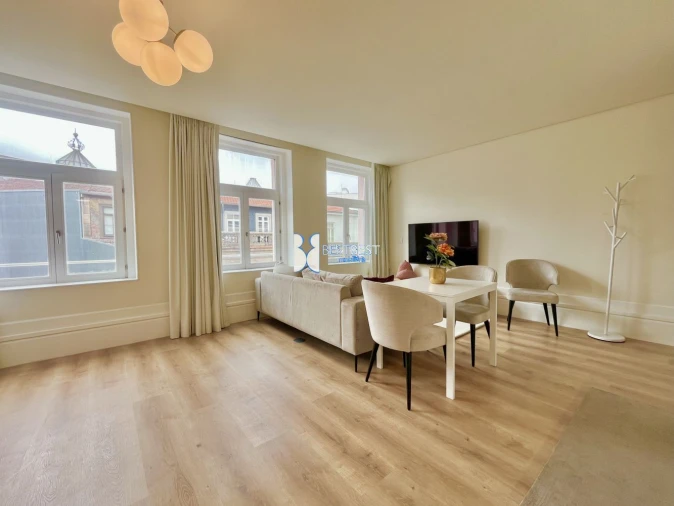 Apartamento T0 para Venda em Cedofeita, Santo Ildefonso, Sé, Miragaia, São Nicolau e Vitória Foto 5