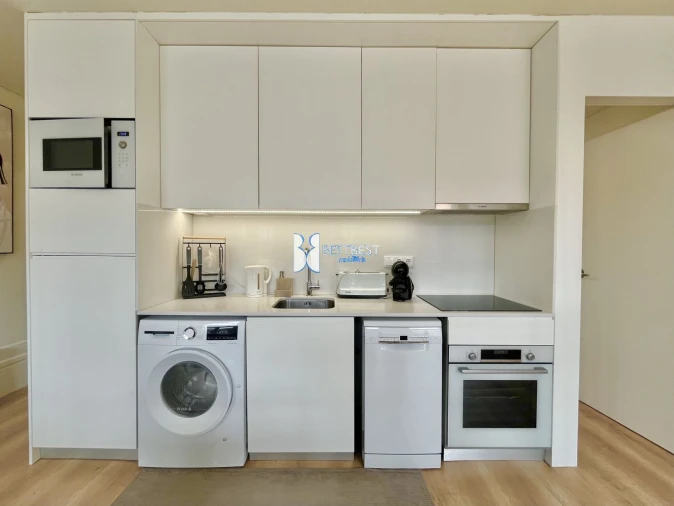 Apartamento T0 para Venda em Cedofeita, Santo Ildefonso, Sé, Miragaia, São Nicolau e Vitória Foto 3