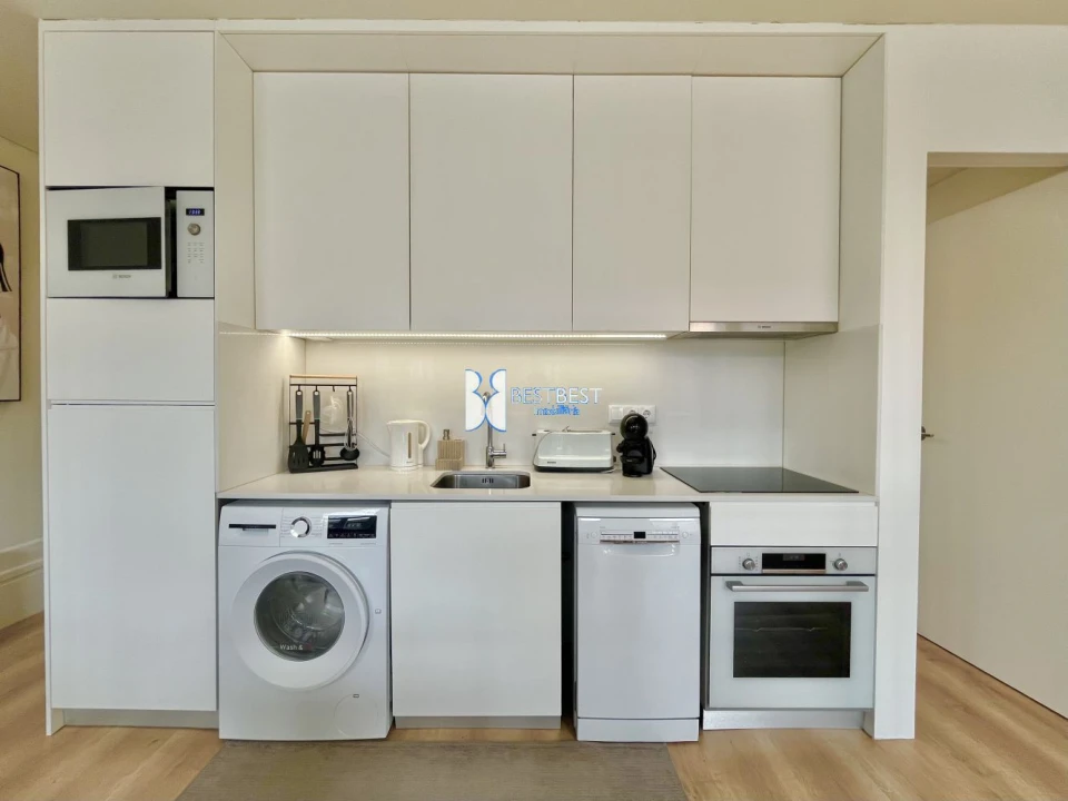 Apartamento T0 para Venda em Cedofeita, Santo Ildefonso, Sé, Miragaia, São Nicolau e Vitória Foto 3