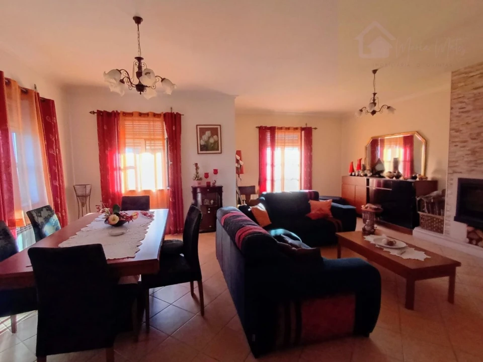 Moradia T4 para Venda em Mangualde, Mesquitela e Cunha Alta Foto 1
