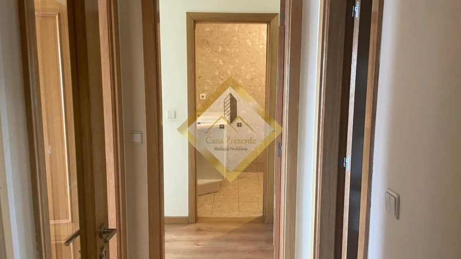 Apartamento T2 para Venda em Canidelo Foto 18