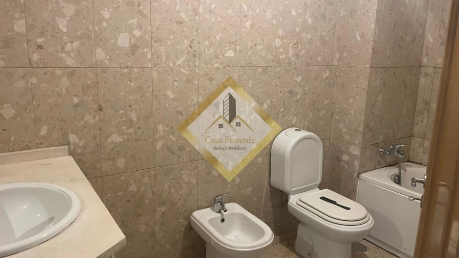 Apartamento T2 para Venda em Canidelo Foto 19