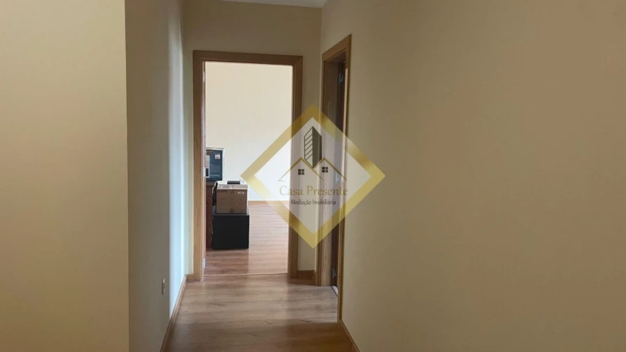 Apartamento T2 para Venda em Canidelo Foto 9