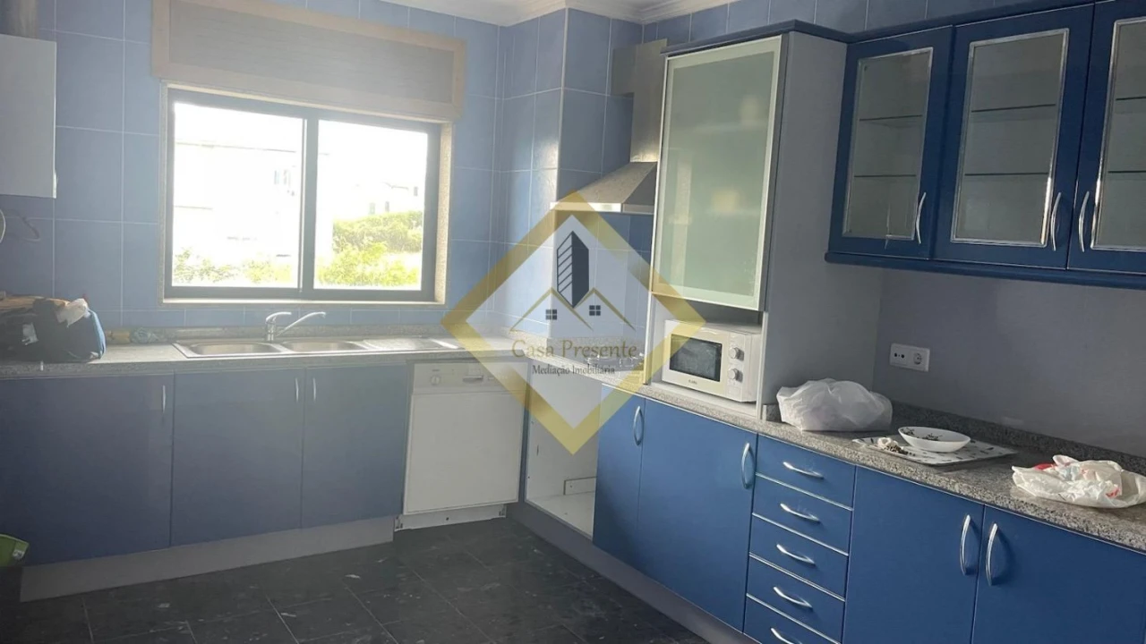 Apartamento T2 para Venda em Canidelo Foto 3