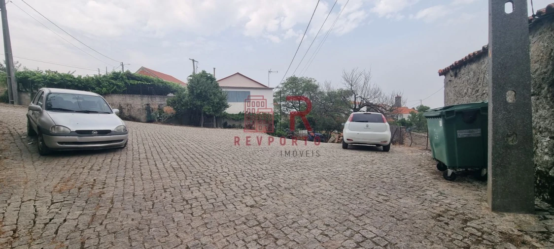 Moradia T4 para Venda em Souto Foto 46