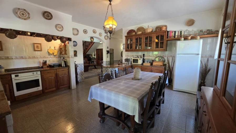 Moradia T7 para Venda em Serra e Junceira Foto 15