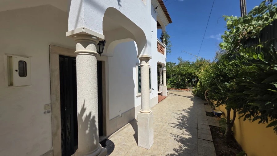 Moradia T7 para Venda em Serra e Junceira Foto 10