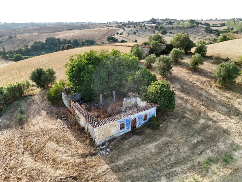 Moradia T3 para Venda em Abitureiras Foto 1