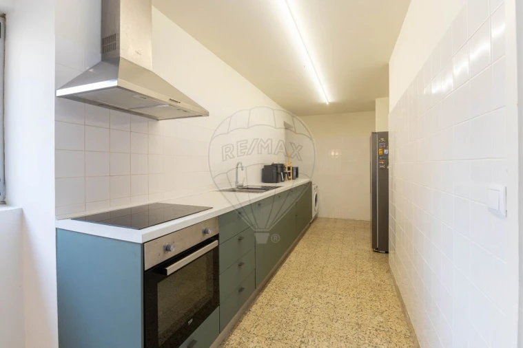 Apartamento T5 para Venda em Cedofeita, Santo Ildefonso, Sé, Miragaia, São Nicolau e Vitória Foto 15