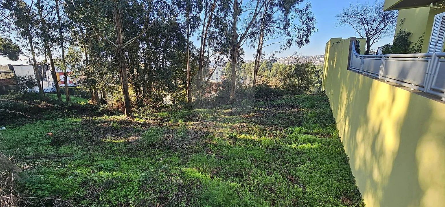 Terreno para Venda em Rio Tinto Foto 1