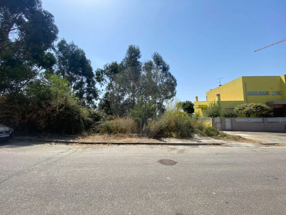Terreno para Venda em Rio Tinto Foto 4