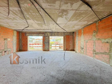 Apartamento T4 para Venda em Santo António dos Cavaleiros e Frielas