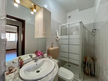 Apartamento T3 para Venda em São Martinho do Bispo e Ribeira de Frades