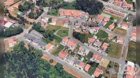 Terreno para Venda em Serzedo e Perosinho