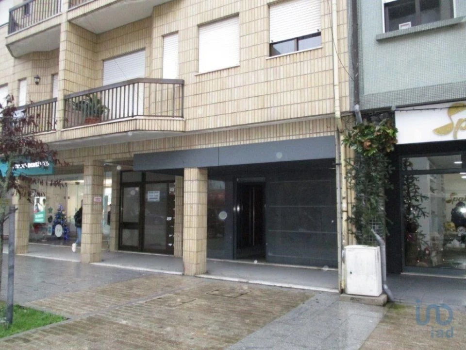 Loja para Venda em Paços de Ferreira Foto 2